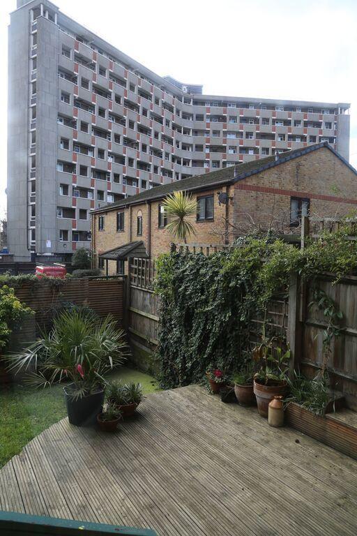 Shoreditch 1 With Garden 런던 객실 사진